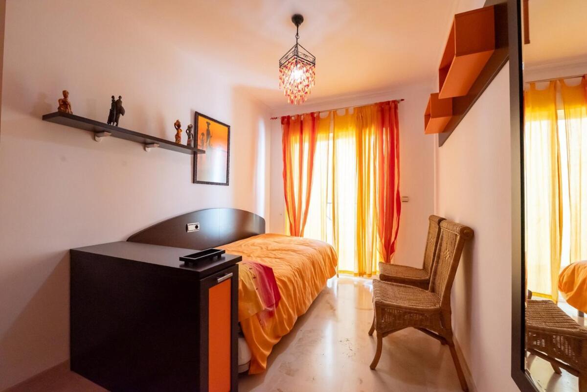 3 Bedroom El Arenal Apartment Marbella