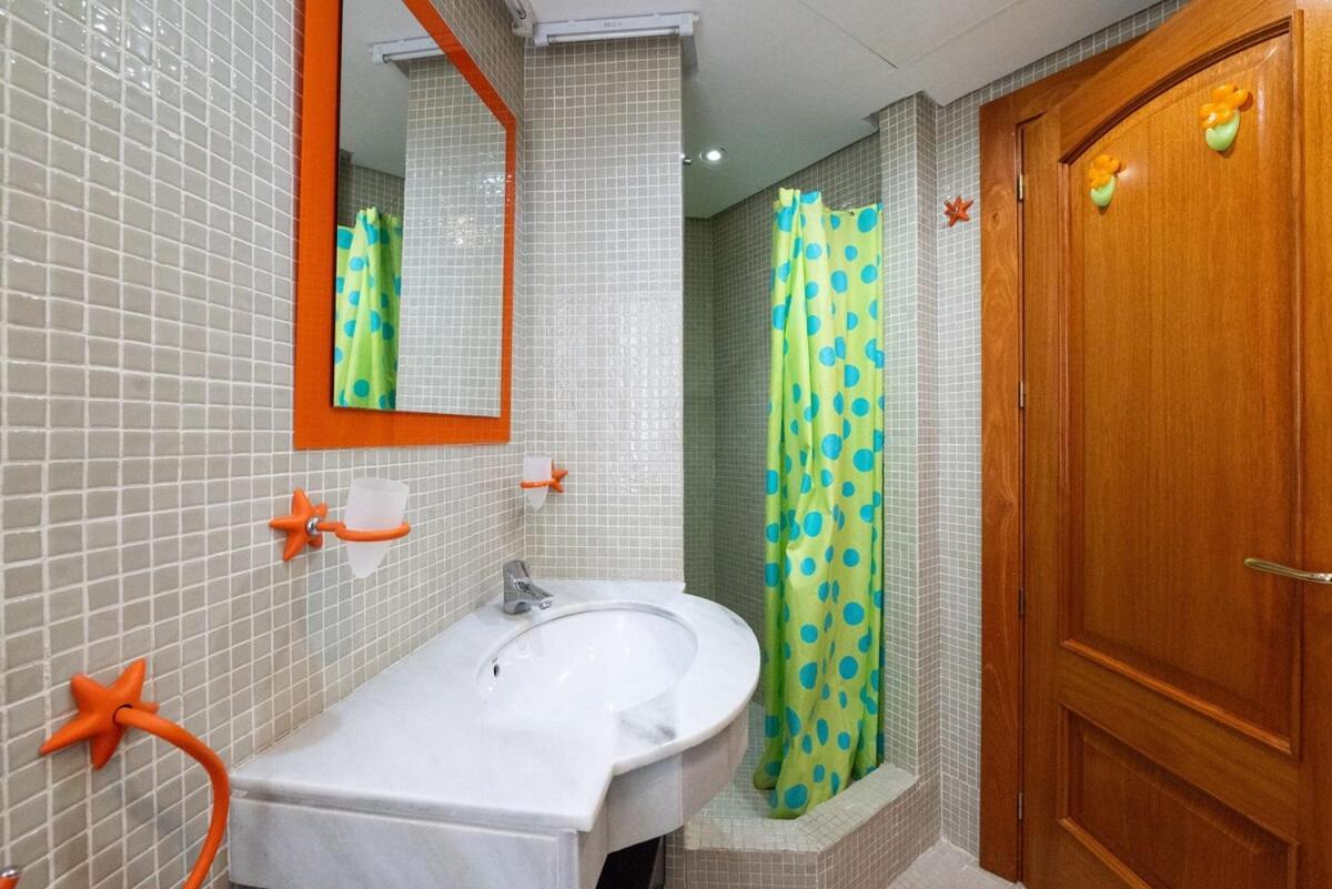 3 Bedroom El Arenal Apartment *