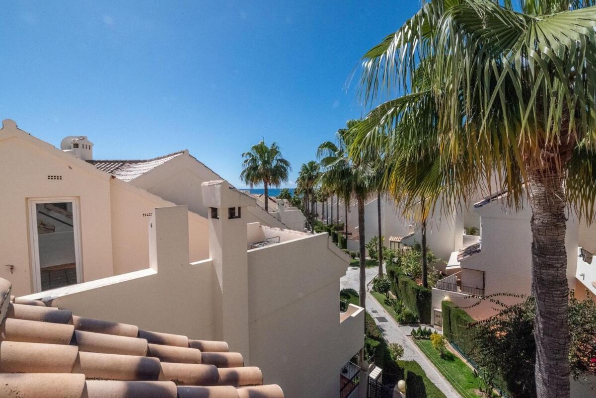 3 Bedroom El Arenal Apartment Marbella